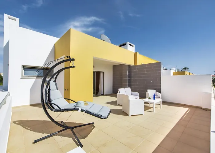 Blue By Algarve Holidays * アルブフェイラ