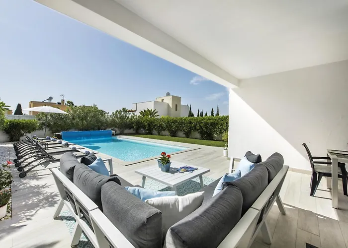 Blue By Algarve Holidays *