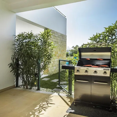 Blue Villa 3 Bedroom Villa With Optional Heated Pool Gale Albufeira Вилла