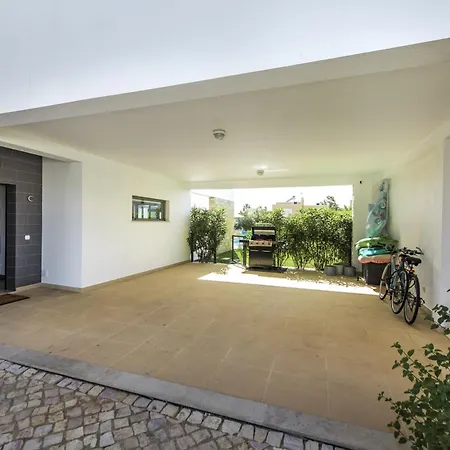 Вилла Blue Villa 3 Bedroom Villa With Optional Heated Pool Gale Albufeira