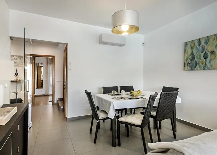 Villa Isabella Blue By Algarve Holidays Albufeira